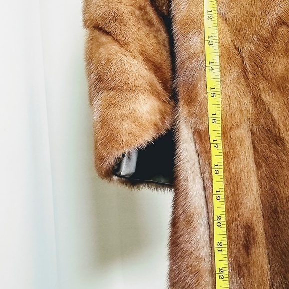 Gorgeous vintage fur stole! - Picture 4 of 8